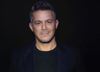 Alejandro Sanz envió un mensaje de solidaridad y consuelo a Valencia por el incendio