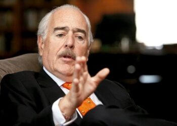 La CARTA de urgencia de Andrés Pastrana a Petro: Bajo su gobierno están floreciendo los grupos ilegales