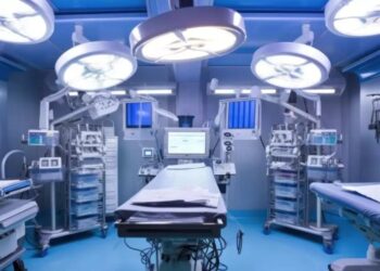 Salió corriendo de un hospital en Turquía para no pagar su operación estética