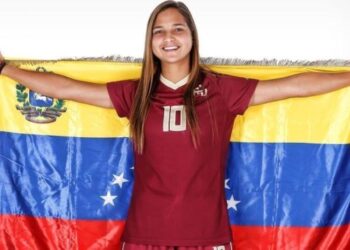 ¡Llegó la reina! Deyna Castellanos aterrizó en California para unirse al equipo Bay FC (VIDEO)