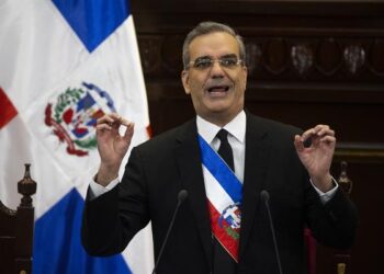 Presidente dominicano pide evitar la violencia en los comicios municipales de este #18Feb tras denuncias