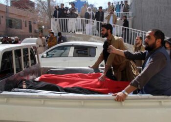 Estado Islámico reconoció autoría de atentados bomba que dejan al menos 26 muertos en Pakistán