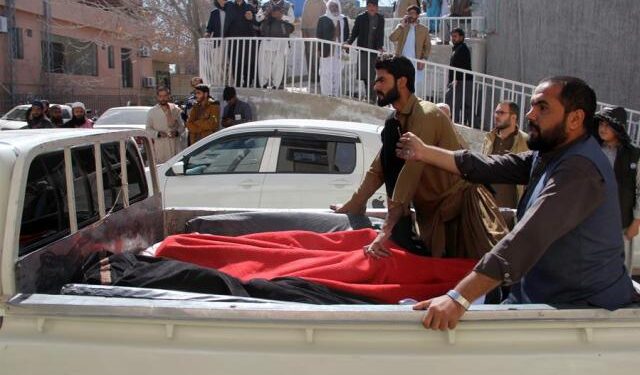 Estado Islámico reconoció autoría de atentados bomba que dejan al menos 26 muertos en Pakistán