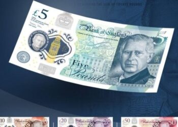 Los nuevos billetes con la cara del rey Carlos III que lanzó el Reino Unido