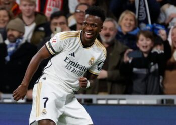 Grandioso recital de Vinícius bajó de la nube a Girona