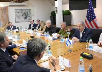 Israel aceptó enviar negociadores a Qatar para buscar una nueva tregua con Hamás y el retorno seguro de los rehenes