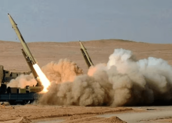 Régimen de Irán envió 400 misiles balísticos a Rusia