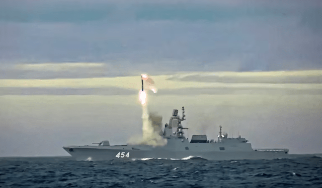 Rusia atacó a Ucrania con uno su más letales y misteriosos misiles, el Zircon 3M22