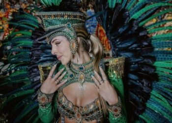 ¡Mírala! Corina Smith se lució en los Carnavales de Río de Janeiro