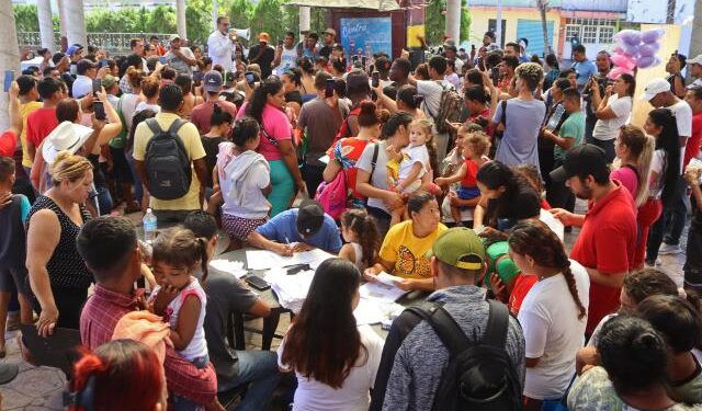 Acusan al Gobierno de México de retornar a miles de migrantes al día a la frontera sur