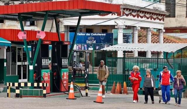 Le salió competencia a Corpoelec: estatal eléctrica cubana prevé apagones en 25 % de la isla