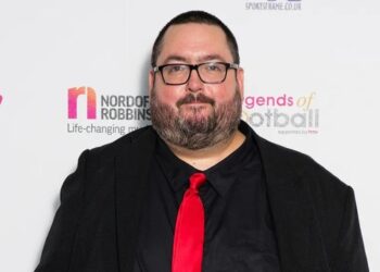 Murió Ewen MacIntosh, popular comediante y actor de “The Office”