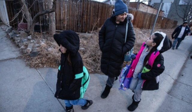 “En Venezuela los niños no tienen acceso a la educación”: 11 mil kilómetros de viaje hasta las escuelas de Colorado