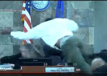 Jueza que fue atacada por un acusado en un tribunal de Las Vegas rompió el silencio