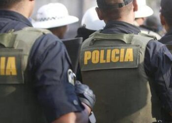 Insatisfecho con su corte de cabello, acribilló a tiros a un barbero venezolano en Perú