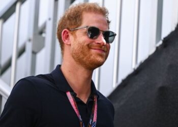 Príncipe Harry acepta compensación “sustancial” del grupo Mirror en el caso de escuchas