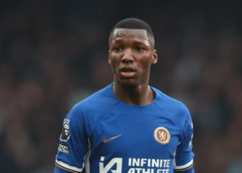 Diario AS y la catástrofe del Chelsea de Moisés Caicedo: un desastre de mil millones de euros, con tintes de fracaso