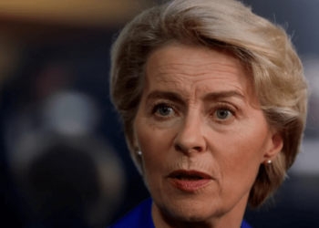 Von der Leyen señaló que la muerte de Navalni es “un sombrío recordatorio de lo que es Putin”