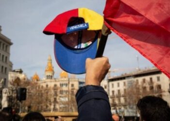 Familias enteras en sola una habitación: la fuerte realidad de muchos latinoamericanos en España