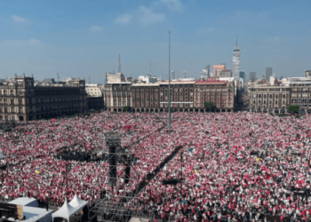 Impresionantes imágenes de la Marcha por la Democracia en contra de López Obrador en México
