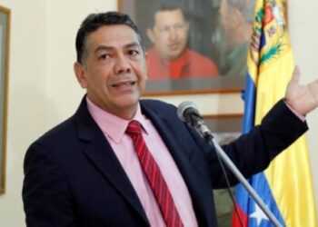 “Nada te salvará del acecho de la muerte”: El mensaje cargado de odio de un ministro chavista sobre Sebastián Piñera