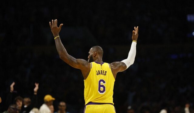 LeBron James hizo historia tras convertirse en el primer jugador de la NBA en llegar a 40 mil puntos