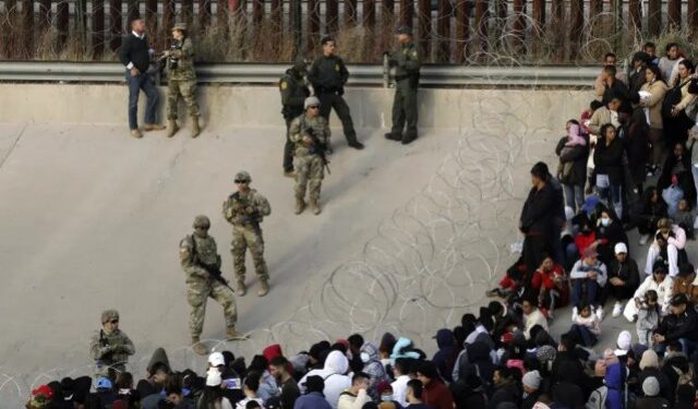 Tribunal permitirá que controvertida ley de inmigración de Texas entre en vigor si el Supremo no interviene