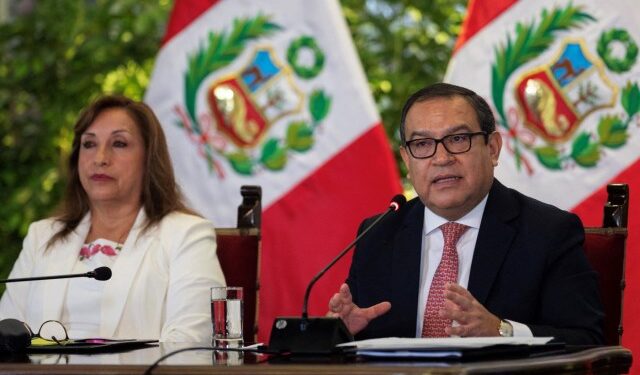 Primer ministro de Perú dimite tras escándalo por supuesto tráfico de influencias