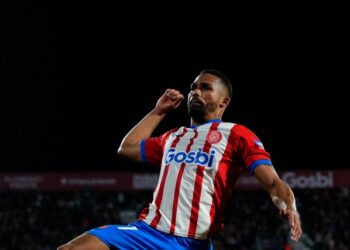 El centrocampista de la Vinotinto Yangel Herrera estará más de un mes fuera de las canchas