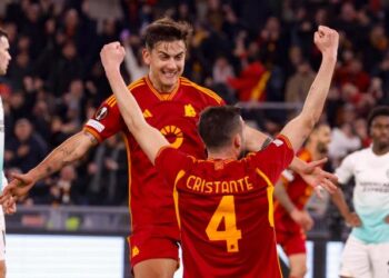 La Roma de De Rossi trituró al Brighton de De Zerbi para conseguir el billete a cuartos de final