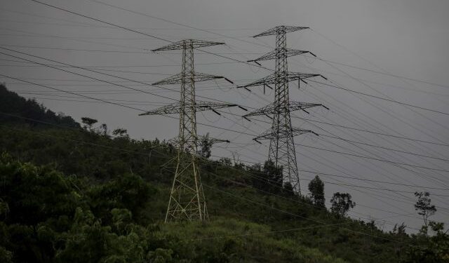 Bajón eléctrico afectó el servicio en múltiples estados de Venezuela este #9Mar