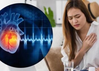 Síntomas y causas de un infarto que suelen tener las mujeres y no los hombres