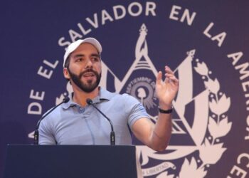 Bukele asegura que el oficialismo ganó 43 de 44 alcaldías en El Salvador, sin datos oficiales