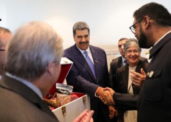 “Queremos paz” con Venezuela, dijo el presidente de Guyana en cumbre de Celac