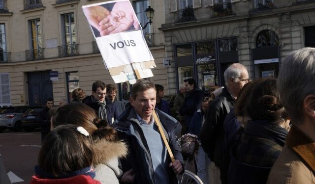 Francia, a las puertas de blindar el aborto en su Constitución