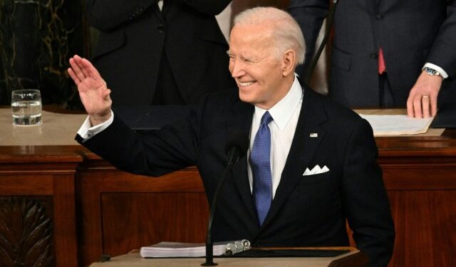 Biden afirmó que las ideas de Trump son “viejas” para responder al polémico debate sobre su edad