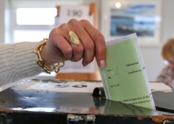 Irlanda rechazó en referéndum modernizar el rol de la mujer en la Constitución