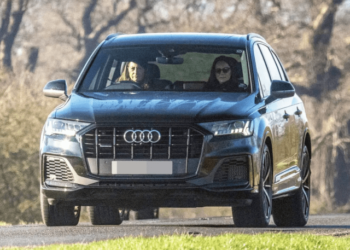 Kate Middleton apareció por primera vez después de su cirugía y esta FOTO desató teorías conspirativas