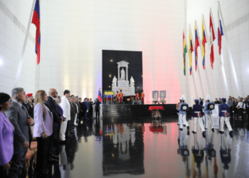 Chavismo envió los restos simbólicos de Eulalia Buroz y Josefa Joaquina Sánchez al Panteón Nacional