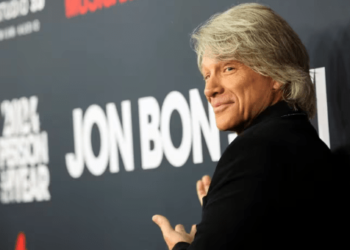 De limpiar pisos en una discográfica a estrella de rock más sexy del mundo: la increíble vida de Bon Jovi