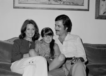 El traumático vínculo de Jennifer Aniston con su madre, quien le hizo creer que no era bonita ni inteligente