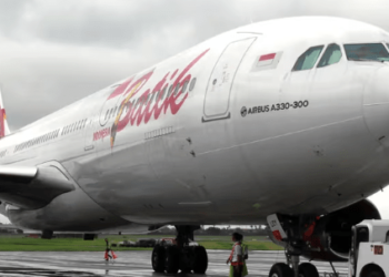 Peligro en el aire: un piloto y su copiloto se durmieron a la vez en pleno vuelo