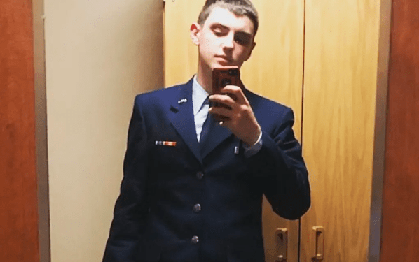 Exmilitar admitirá culpabilidad en filtración de documentos del Pentágono, según la Fiscalía