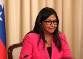 Delcy Eloína tacha de “infundada” la decisión de la CPI de continuar investigación sobre el caso Venezuela