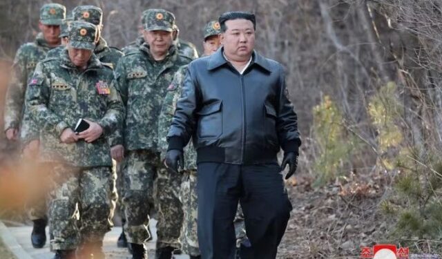 Kim Jong-un supervisó un simulacro de ataque que tiene la capacidad de alcanzar la capital de Corea del Sur