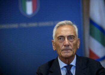 Investigan por presunto blanqueo de capitales al presidente de Federación Italiana Fútbol