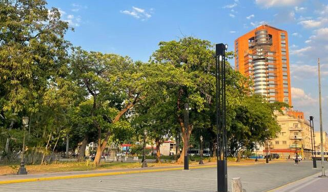 Maracay cumple 323 años en medio de apagones, basura y falta de agua
