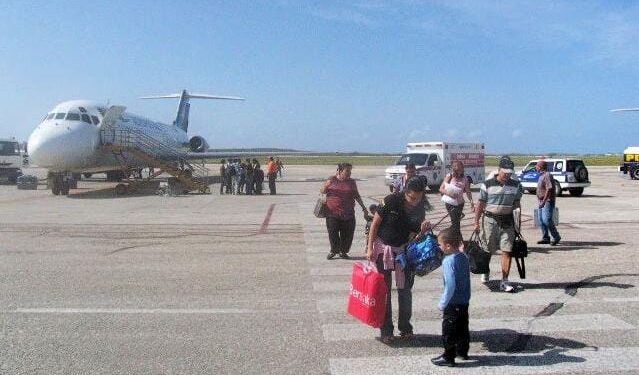 Empresarios de Nueva Esparta exigen reconsiderar altos costos de tarifas aéreas