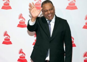 El merenguero Wilfrido Vargas hospitalizado en un centro privado de Santo Domingo