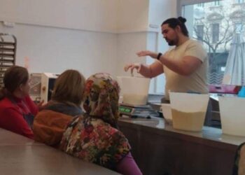 Oliver Krstonosicby, el venezolano que a través del pan ayudó a ucranianos a integrarse en Hungría